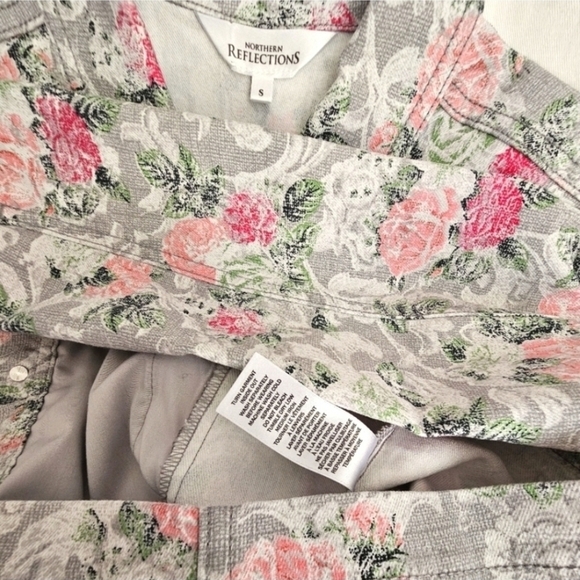 Northern Reflections Grey & Pink Floral Jacquard Button Jacket - Picture 13 of 16